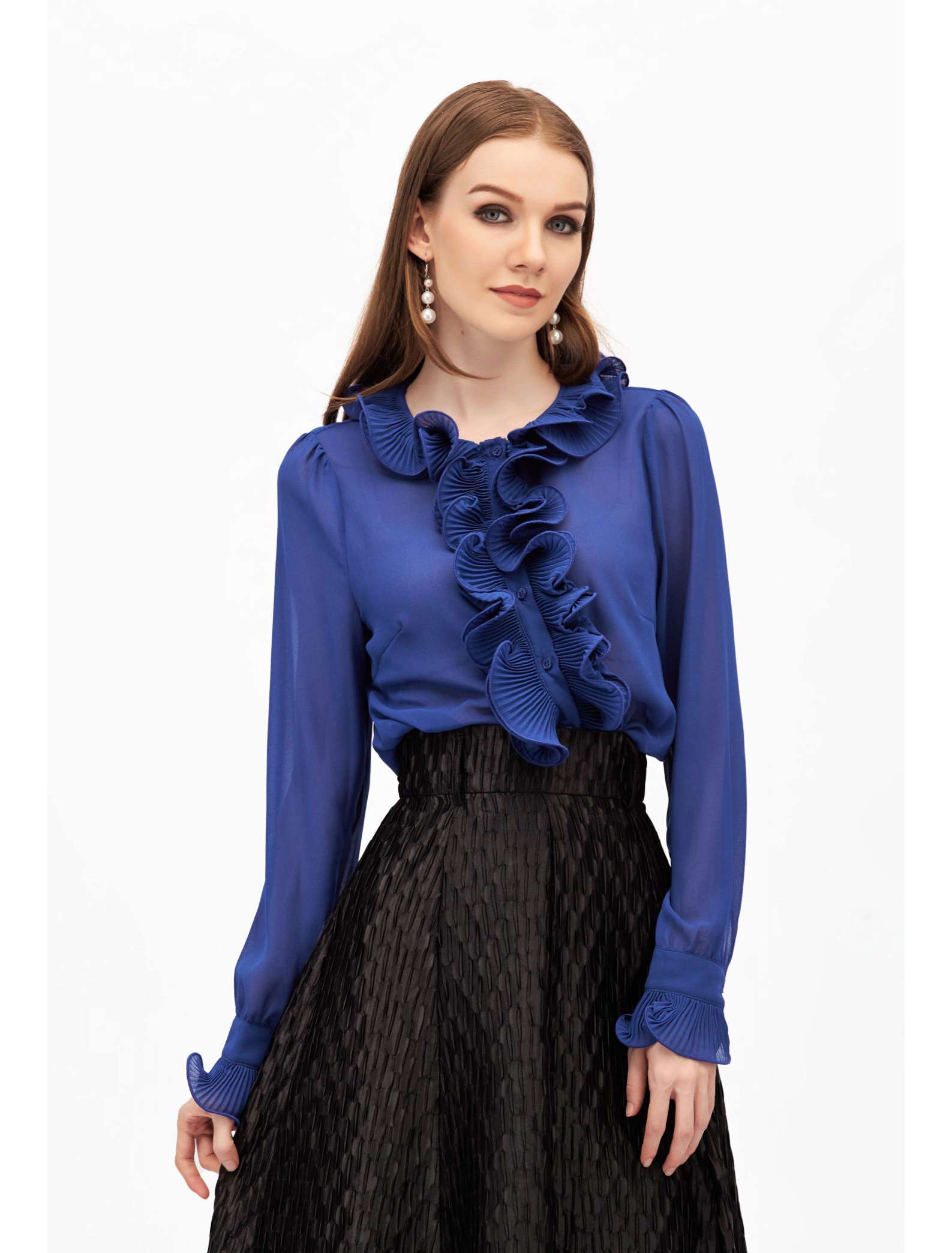 بلوزة ايلين ازرق