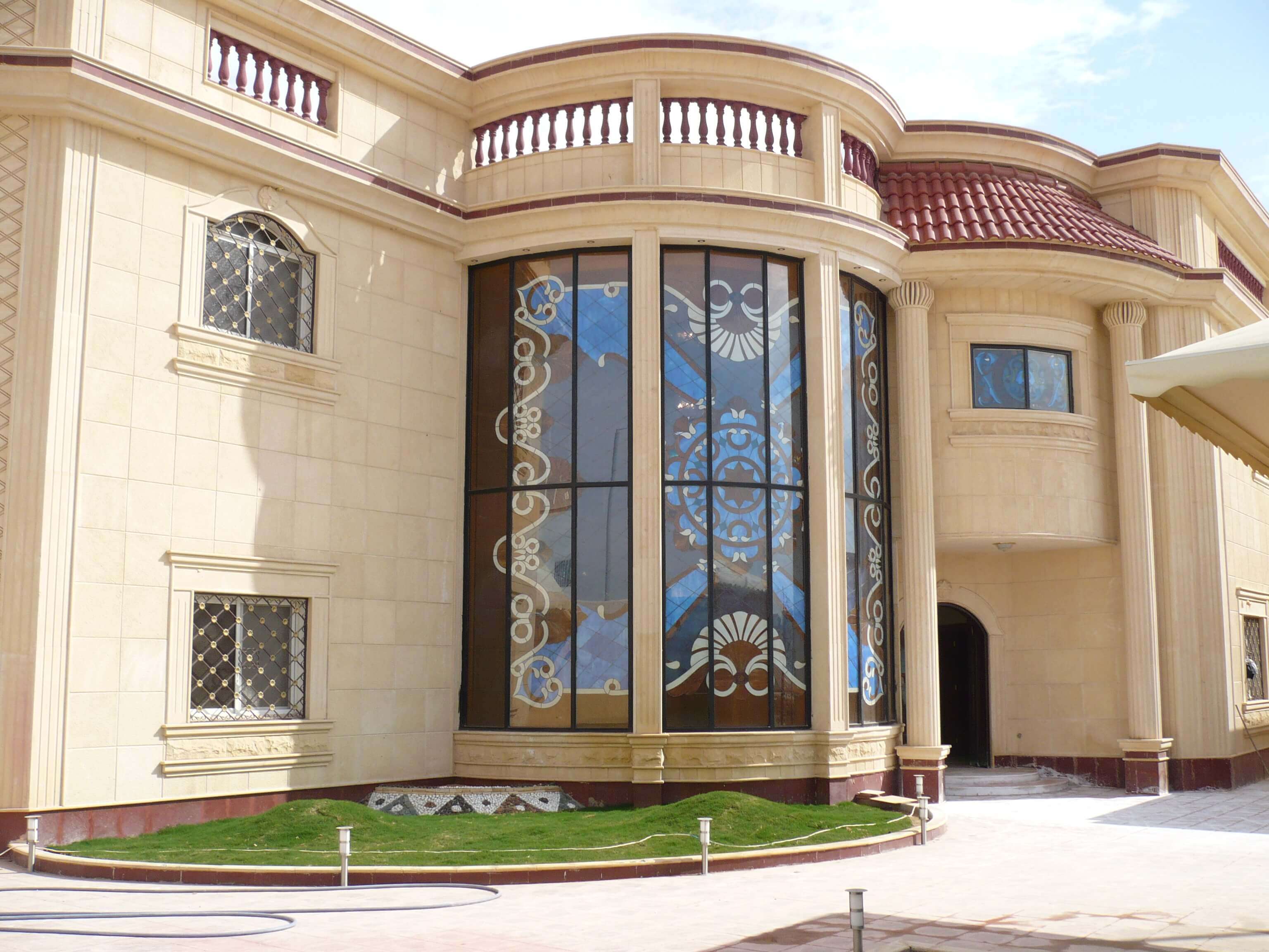 تيوبات ألمونيوم قطاع12*5سم سماكة 2ملي+رسم ملون