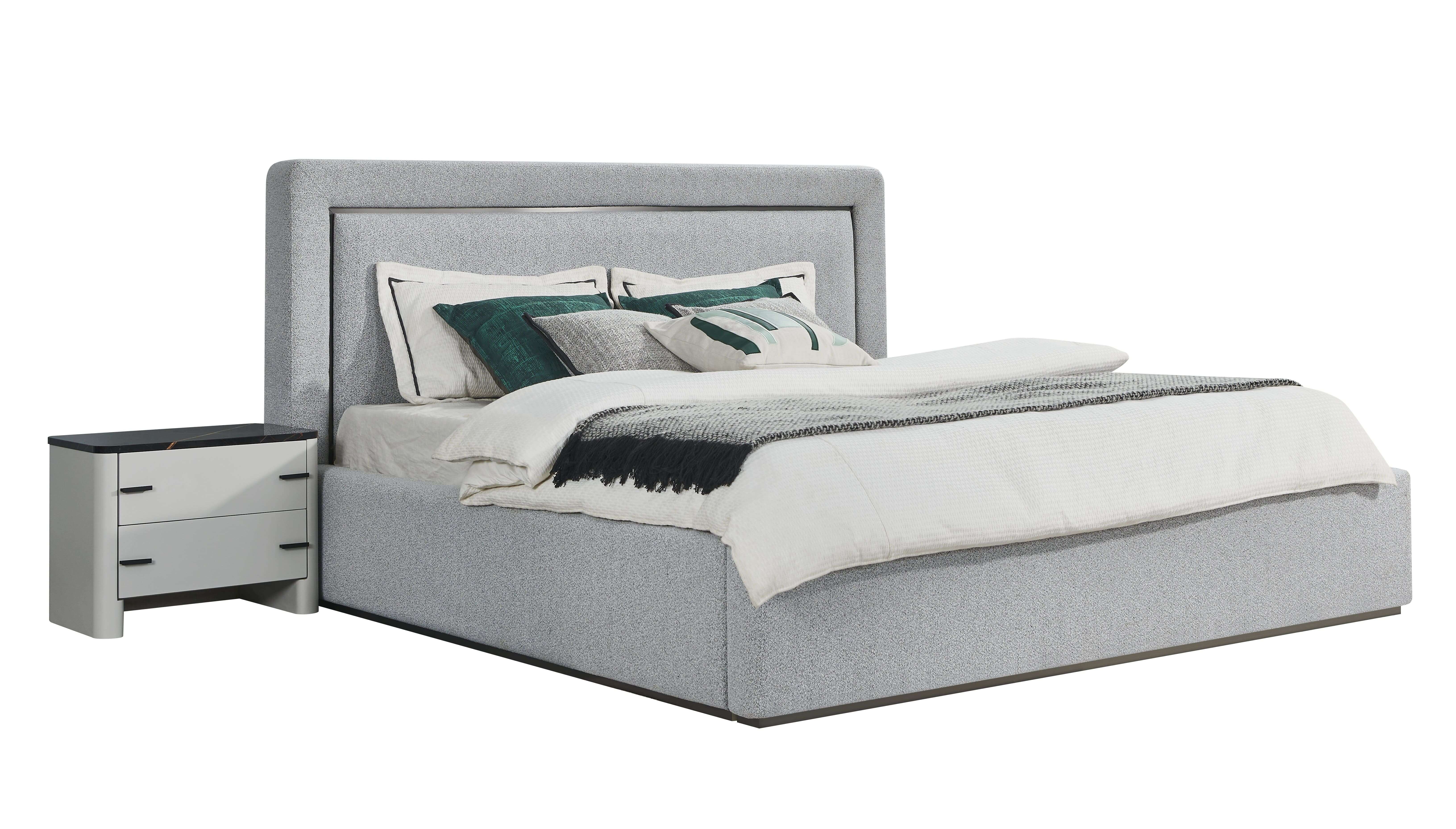 سرير لون رصاصي فاتح