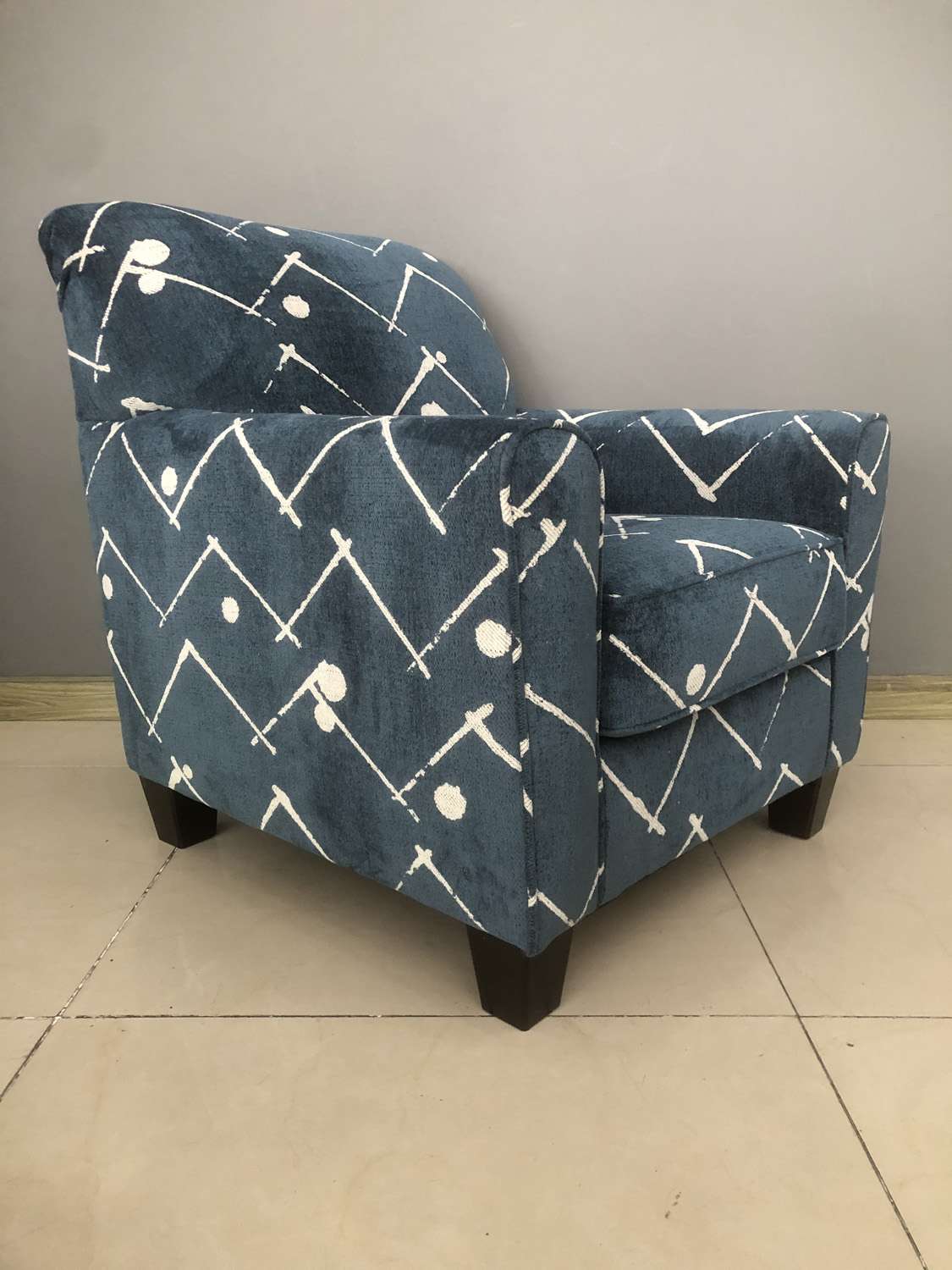 Vivian chair