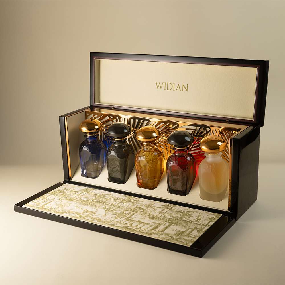 صندوق هدايا لكبار الشخصيات