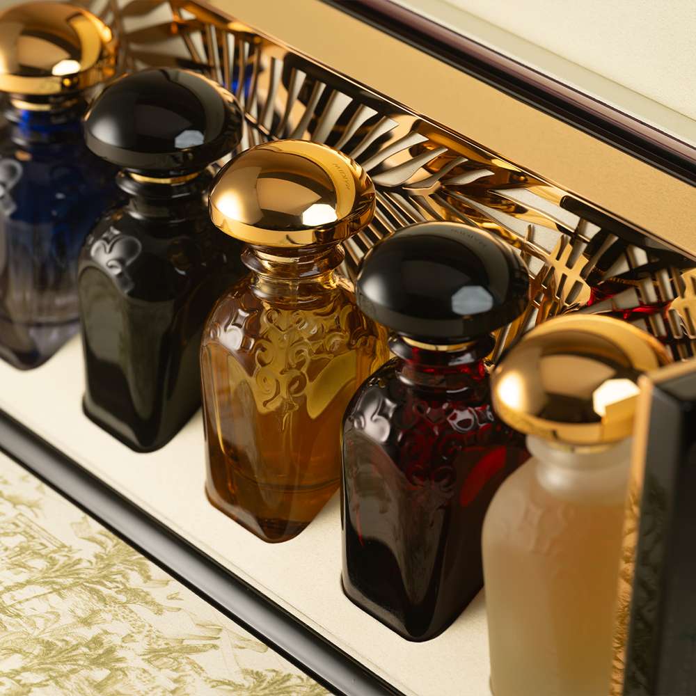 صندوق هدايا لكبار الشخصيات