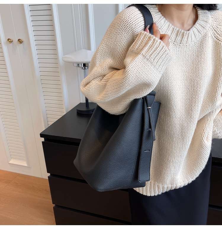 Simple Fashion Shoulder Crossbody Bag