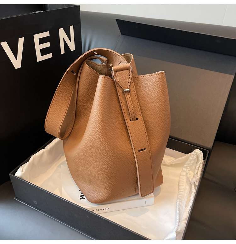 Simple Fashion Shoulder Crossbody Bag